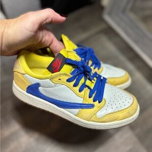 Nike x Travis Scott Air Jordan 1 Retro Low OG SP "Canary"